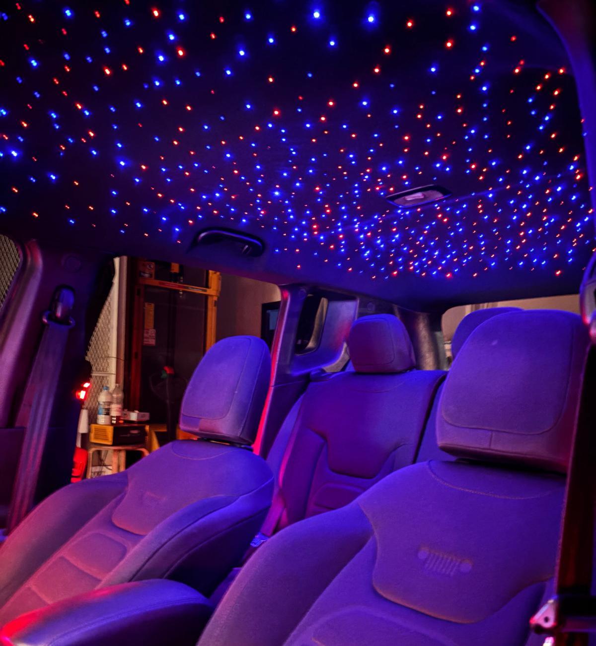 Ciel étoilé installé dans un véhicule par AZM Custom